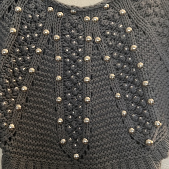 Sweater - Picture 4 of 6